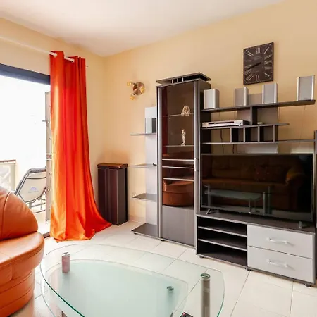 Paradise Court Ocean View شقة أذيخي