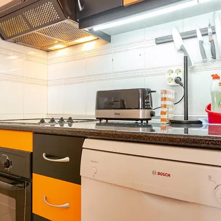 Paradise Court Ocean View أذيخي