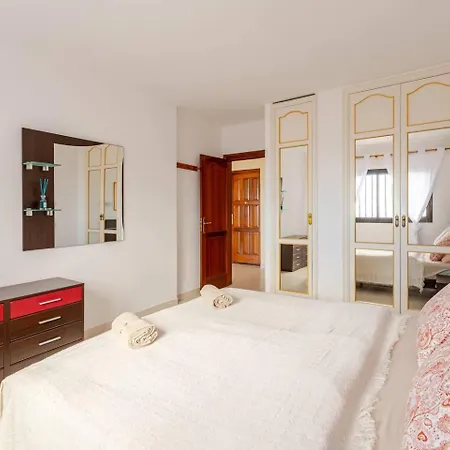 Paradise Court Ocean View شقة أذيخي